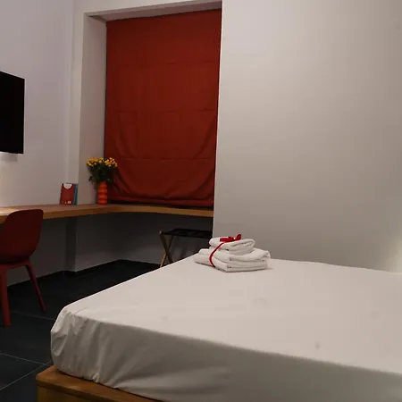 Around Bed & Breakfast 4*