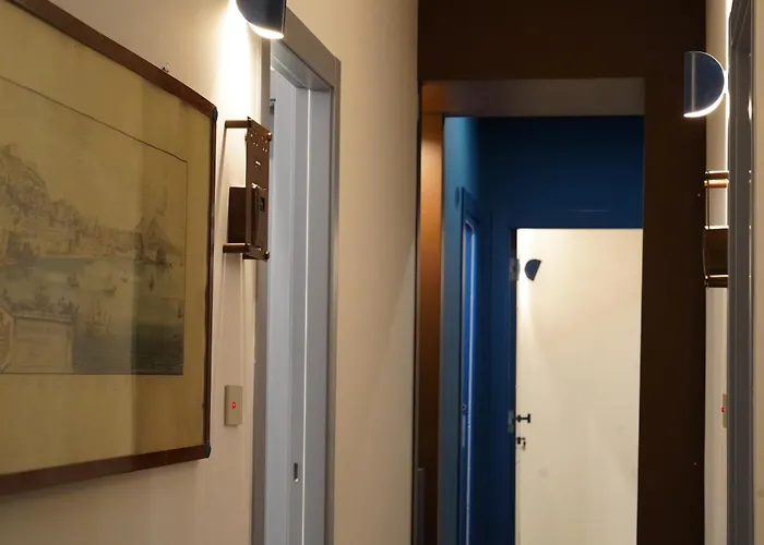 فندق مبيت وإفطار Around 4*