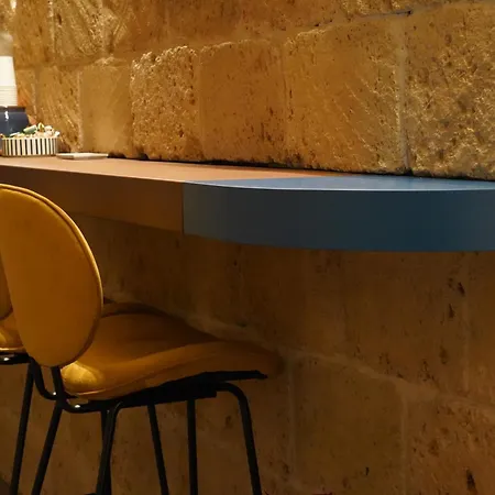 فندق مبيت وإفطار Around 4*