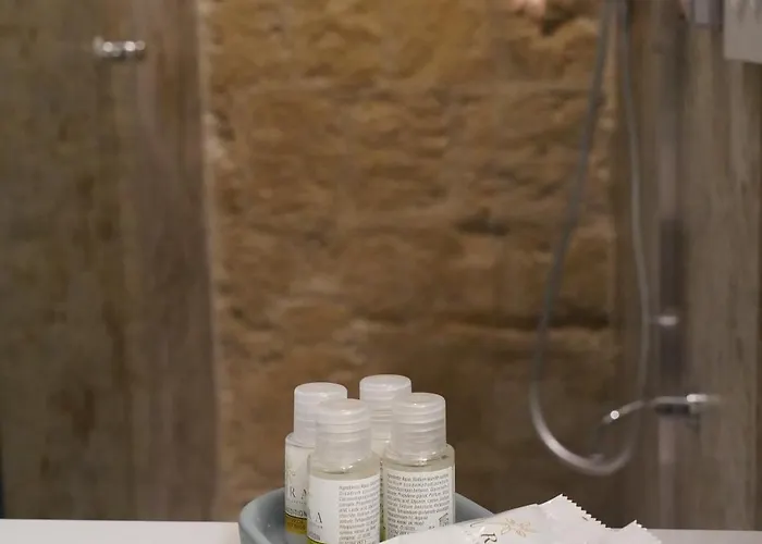 Around Oda ve Kahvaltı Napoli